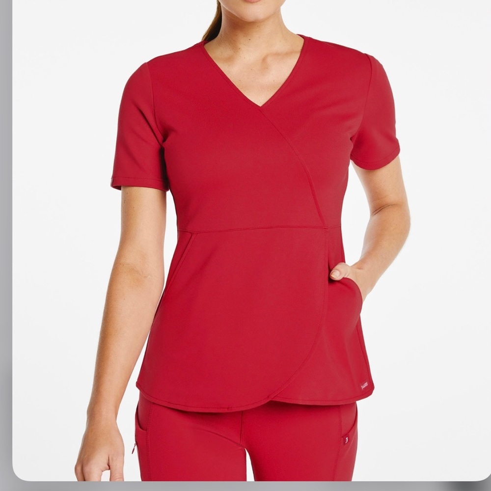 Jaanuu Women’s Scrub Set Limited Color